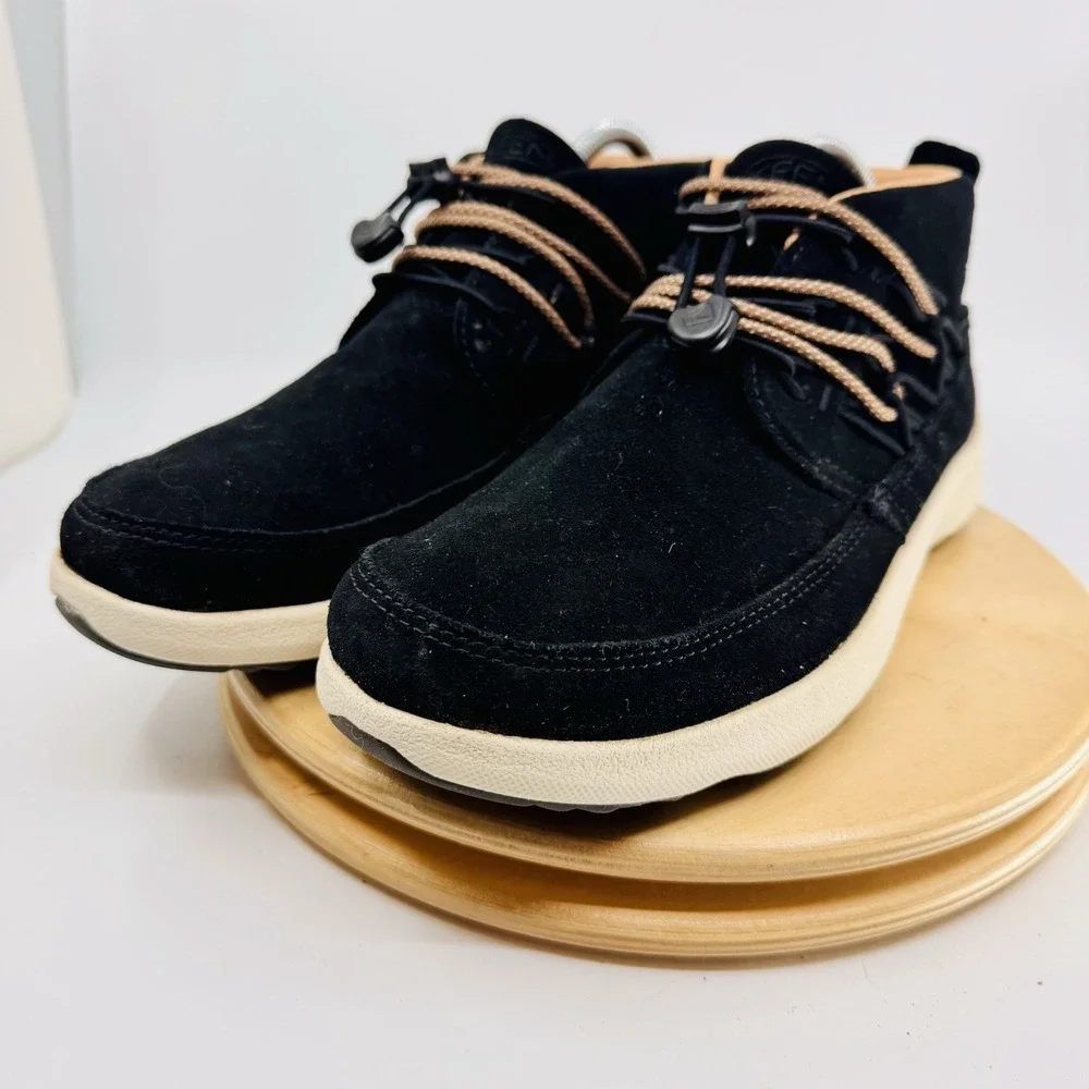 KEEN Uneek‎ Chukka Boots Women's 9.5 Black Ankle Boots Lightweight